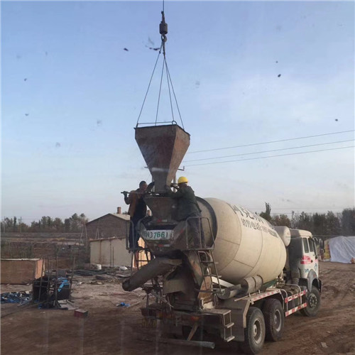 大兴区“精准瞄准”—— 吊车的 “定位导航” 技术